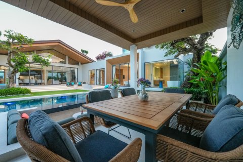 Chalet de 4 dormitorios en Naithon Beach, Tailandia № 70744 - foto 12
