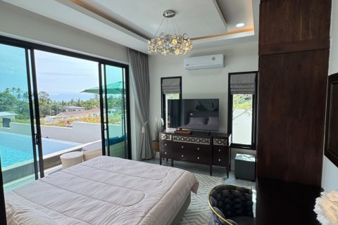 Casa de 4 dormitorios en Ko Samui, Tailandia № 130650 - foto 16