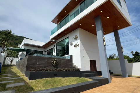 Casa de 4 dormitorios en Ko Samui, Tailandia № 130650 - foto 8