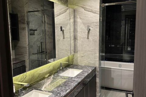 Condominio de 3 dormitorios en Bangkok, Tailandia № 80984 - foto 11