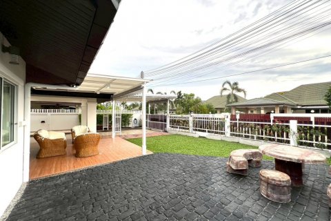 Casa de 3 dormitorios en Pattaya, Tailandia № 126856 - foto 6