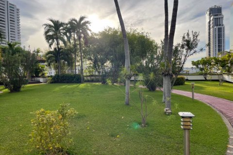 Eigentumswohnung in Watthana, Bangkok, Thailand, 3 Schlafzimmer  № 99467 - Foto 9