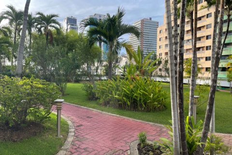 Eigentumswohnung in Watthana, Bangkok, Thailand, 3 Schlafzimmer  № 99467 - Foto 10