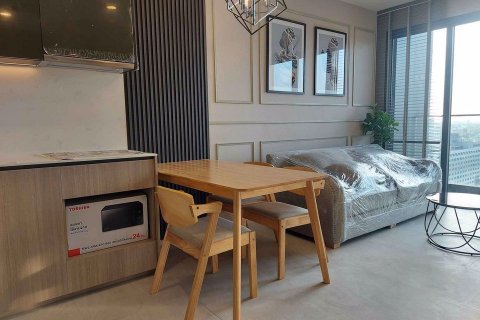 Condominio de 2 dormitorios en Pathum Wan, Bangkok, Tailandia № 99465 - foto 6
