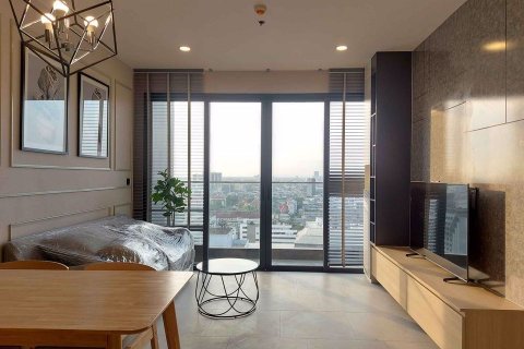 Condominio de 2 dormitorios en Pathum Wan, Bangkok, Tailandia № 99465 - foto 4