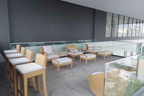 Condominio de 2 dormitorios en Pathum Wan, Bangkok, Tailandia № 99465 - foto 19