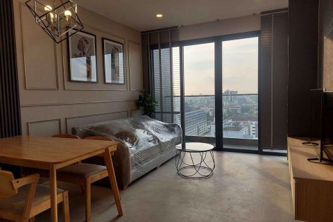 Condominio de 2 dormitorios en Pathum Wan, Bangkok, Tailandia № 99465 - foto 8