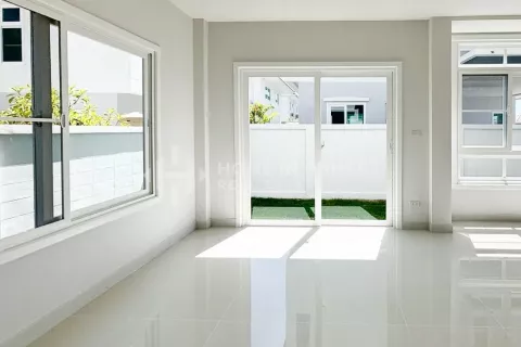 Casa de 4 dormitorios en Phuket, Tailandia № 131469 - foto 4