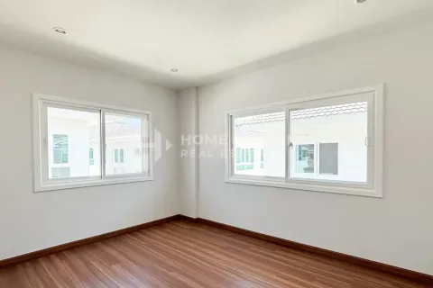 Casa de 4 dormitorios en Phuket, Tailandia № 131469 - foto 12