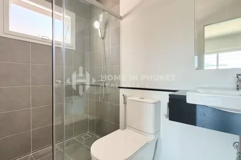 Casa de 4 dormitorios en Phuket, Tailandia № 131469 - foto 14