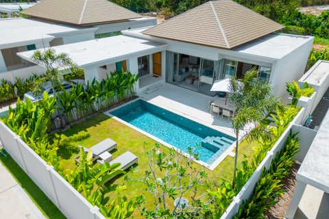 Chalet de 3 dormitorios en Bang Tao, Tailandia № 79605