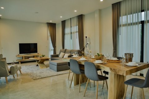 Casa de 3 dormitorios en Bangkok, Tailandia № 79609 - foto 7