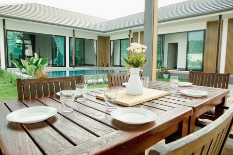 Casa de 3 dormitorios en Bangkok, Tailandia № 79609 - foto 6