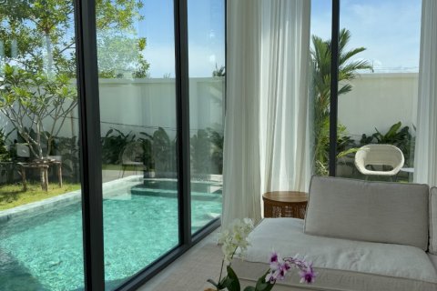 Chalet de 4 dormitorios en Bang Tao, Tailandia № 79607 - foto 23