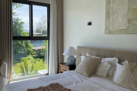 Chalet de 4 dormitorios en Bang Tao, Tailandia № 79607 - foto 19