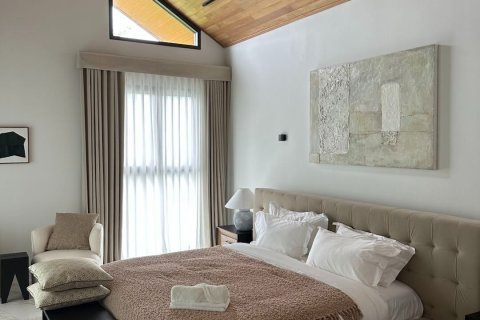 Chalet de 4 dormitorios en Bang Tao, Tailandia № 79607 - foto 29