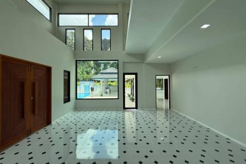 Villa in Krabi, Thailand 7 Schlafzimmer № 125777 - Foto 4