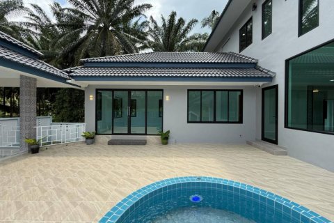 Villa in Krabi, Thailand 7 Schlafzimmer № 125777 - Foto 6