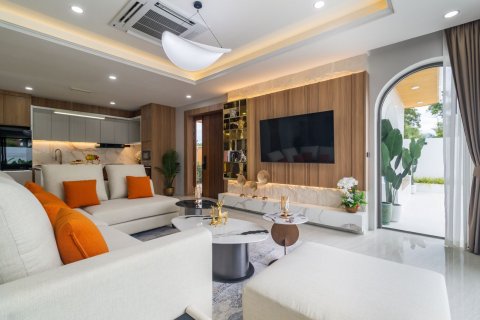 Chalet de 4 dormitorios en Bang Tao, Tailandia № 71539 - foto 11