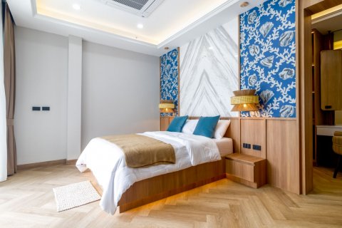 Chalet de 4 dormitorios en Bang Tao, Tailandia № 71539 - foto 12