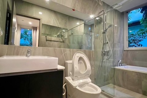 Condo à Bangkok, Thaïlande, 2 chambres № 121199 - photo 13