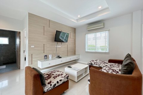 Casa de 2 dormitorios en Hua Hin, Tailandia № 125282 - foto 10