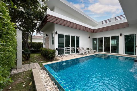 Casa de 2 dormitorios en Hua Hin, Tailandia № 125282 - foto 3