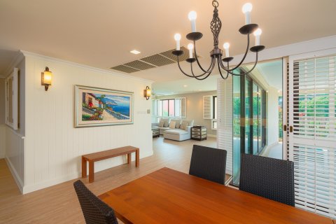 Condominio de 3 dormitorios en Hua Hin, Tailandia № 125286 - foto 10