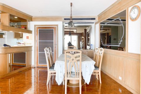 Condominio de 2 dormitorios en Hua Hin, Tailandia № 125281 - foto 9