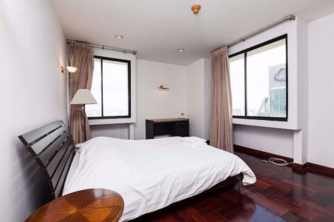 Condominio de 4 dormitorios en Watthana, Bangkok, Tailandia № 76687 - foto 23