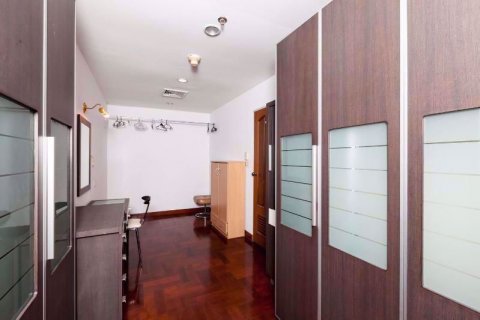 Condominio de 4 dormitorios en Watthana, Bangkok, Tailandia № 76687 - foto 20