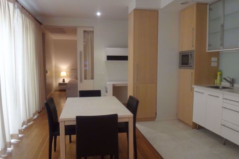 Condominio de 1 dormitorio en Bang Rak, Bangkok, Tailandia № 76690 - foto 3