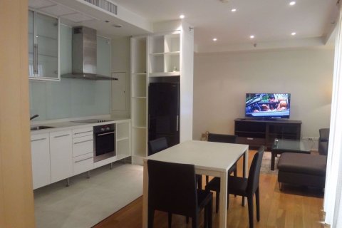 Condominio de 1 dormitorio en Bang Rak, Bangkok, Tailandia № 76690 - foto 2