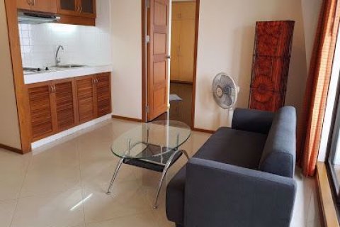 Condominio de 3 dormitorios en Bang Rak, Bangkok, Tailandia № 76691 - foto 5