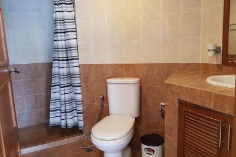 Condominio de 3 dormitorios en Bang Rak, Bangkok, Tailandia № 76691 - foto 11