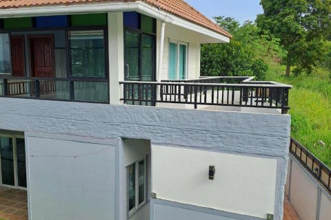 Casa de 7 dormitorios en Bang Lamung, Tailandia № 130360 - foto 5