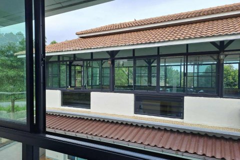 Casa de 7 dormitorios en Bang Lamung, Tailandia № 130360 - foto 10