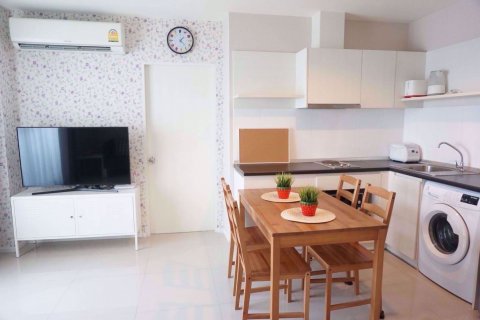 Кондоминиум с 2 спальнями в Бангкоке, Таиланд в Aspire Sukhumvit 48 № 78173