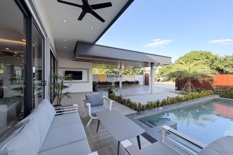 Estudio en Pattaya, Tailandia № 132143
