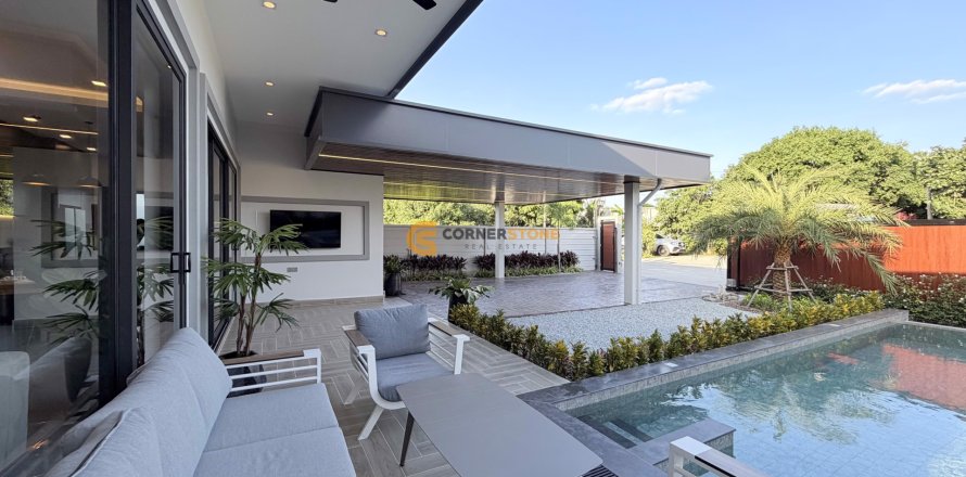 Estudio en Pattaya, Tailandia № 132143