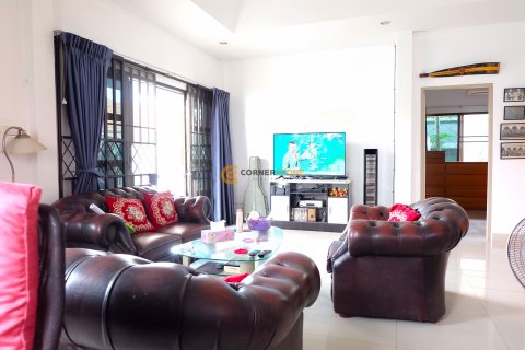 Estudio en Pattaya, Tailandia № 132147 - foto 4