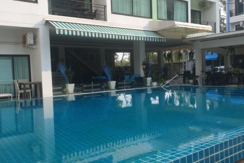 Hotel en Jomtien Beach, Pattaya, Tailandia № 132349 - foto 2