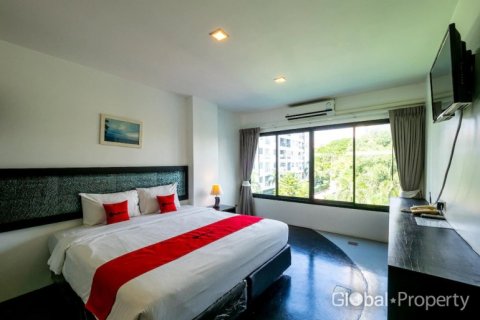 Hotel en Jomtien Beach, Pattaya, Tailandia № 132349 - foto 11