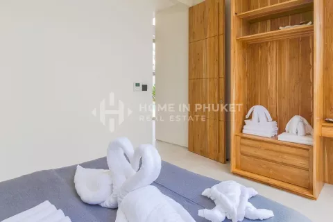 Casa de 4 dormitorios en Phuket, Tailandia № 131710 - foto 20