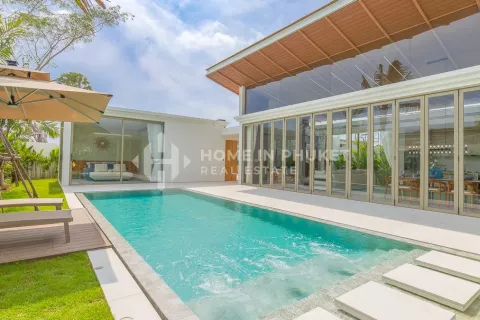 Casa de 4 dormitorios en Phuket, Tailandia № 131710 - foto 2