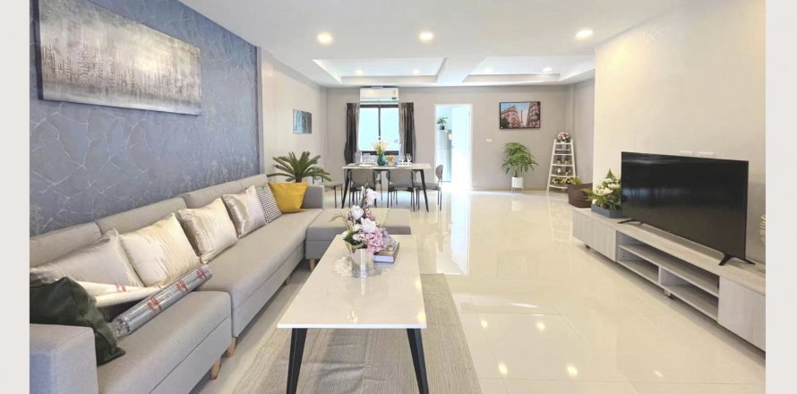 Townhouse sur Jomtien Beach, Pattaya, Thaïlande 3 chambres № 101442