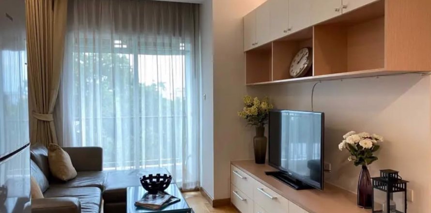 Condominio de 2 dormitorios en Phra Khanong, Bangkok, Tailandia № 85028