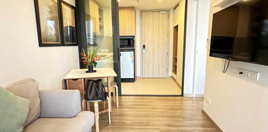 Condominio de 1 dormitorio en Bang Tao, Tailandia № 120771