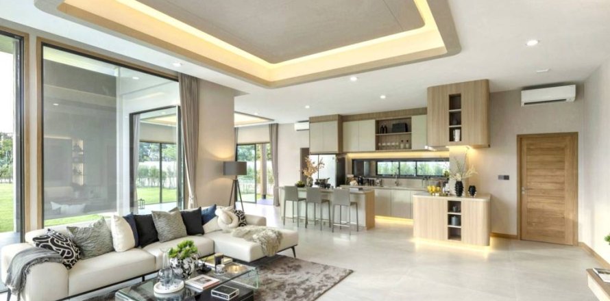 Chalet de 4 dormitorios en Pattaya, Tailandia № 125849