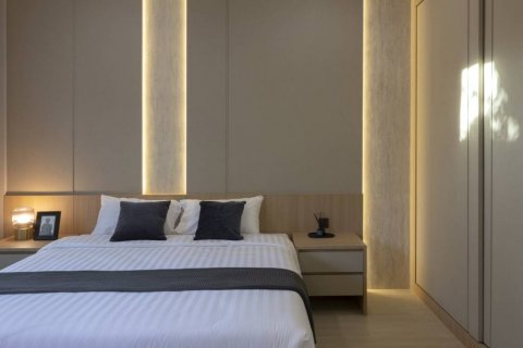 Chalet de 4 dormitorios en Pattaya, Tailandia № 125849 - foto 5